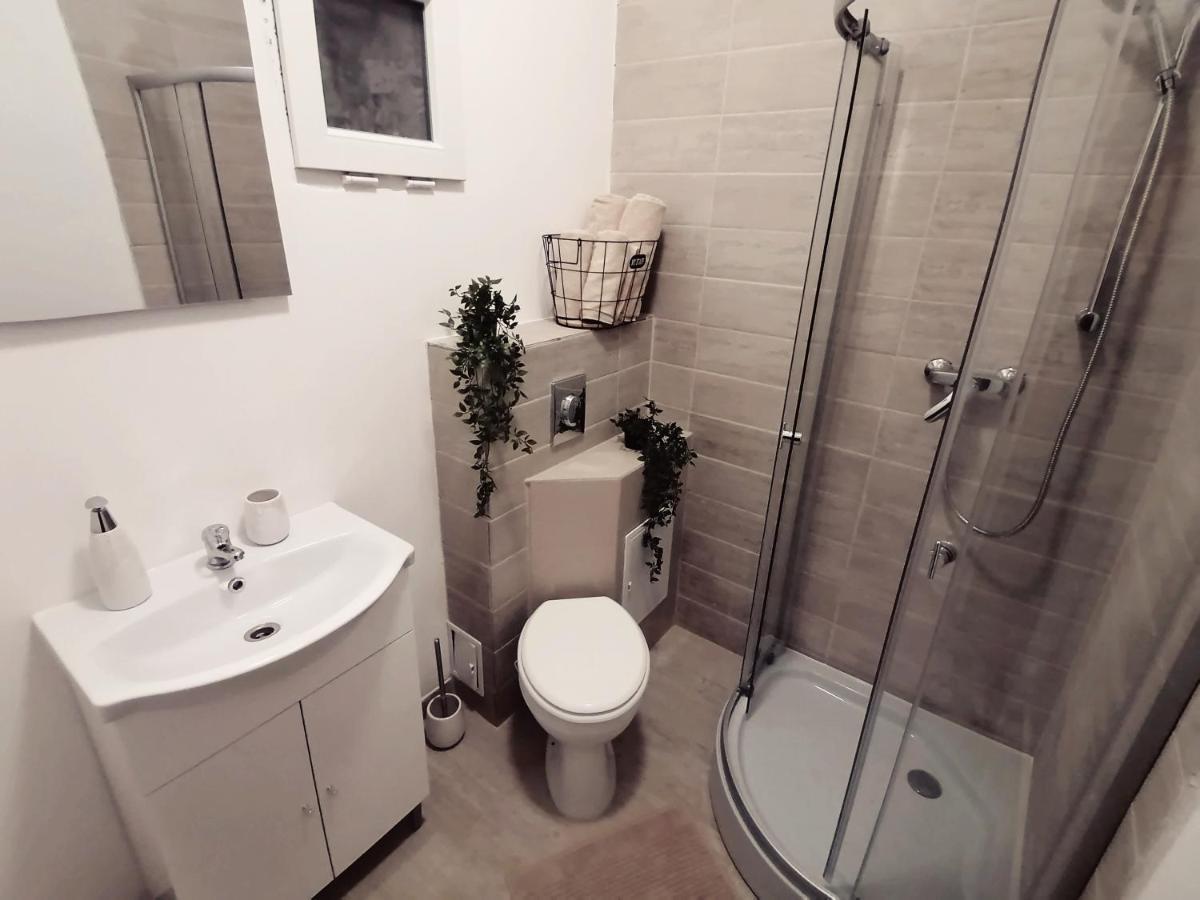 Savoya Nr2 Loft Studio Old City Center Self Check-In Workspace ทิมิชัวรา ภายนอก รูปภาพ